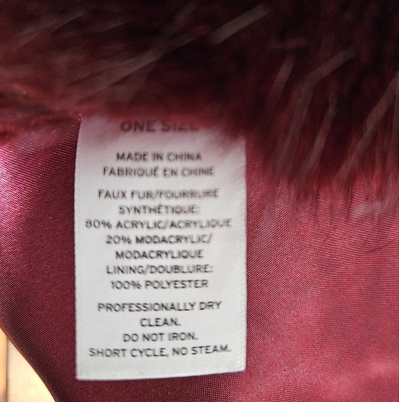Halogen Lux Faux Fur Maroon Wrap - Picture 5 of 6